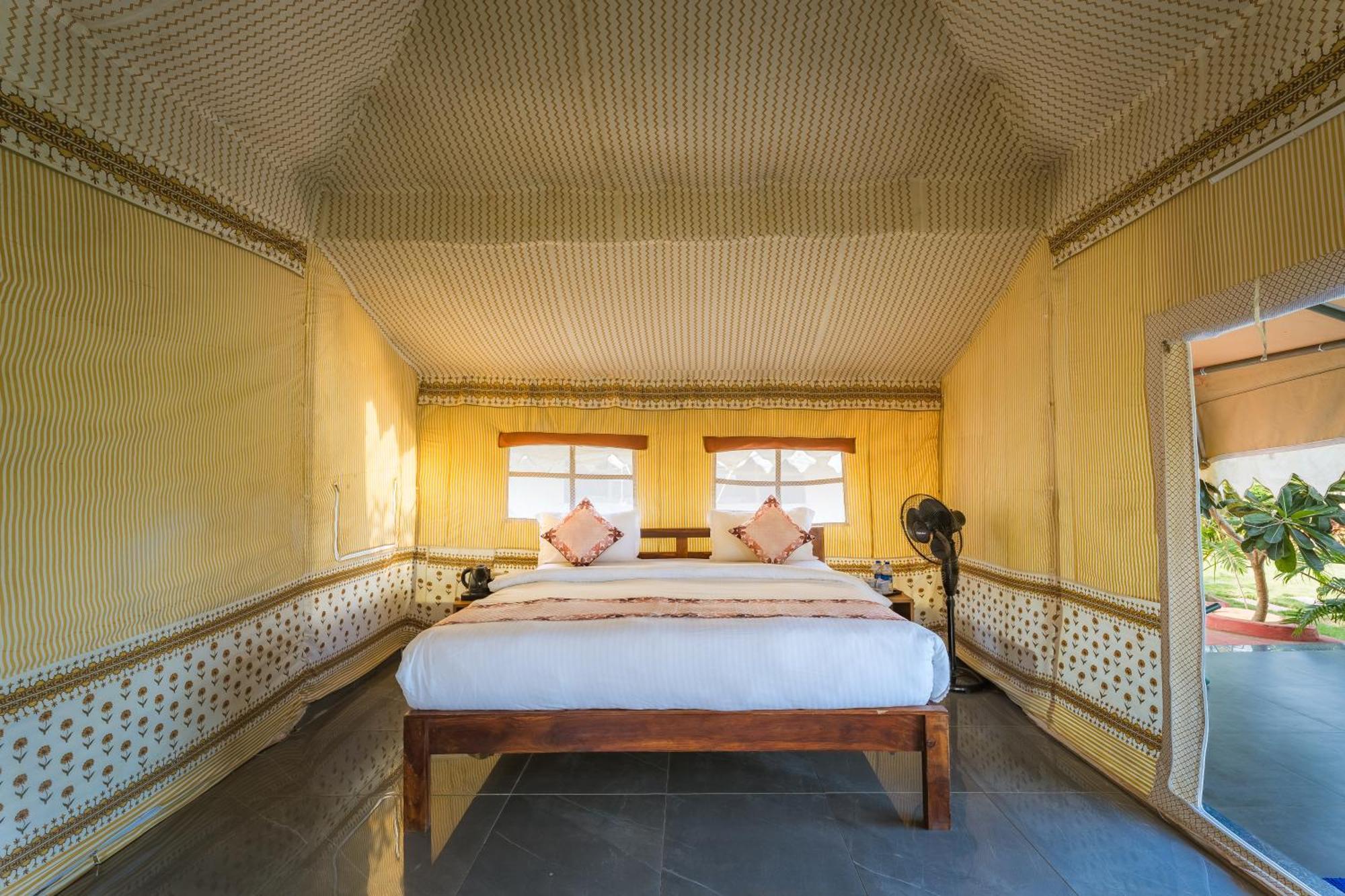 Riverview Tent Resort Kevadia Room photo